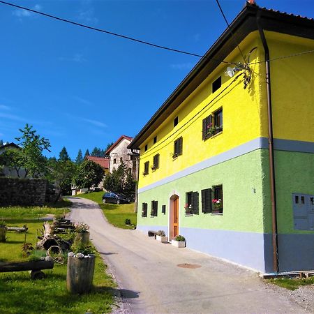 Apartmaji Pr-Gujlu Sela Nad Podmelcem 5220 Tolmin Podmelec Zewnętrze zdjęcie