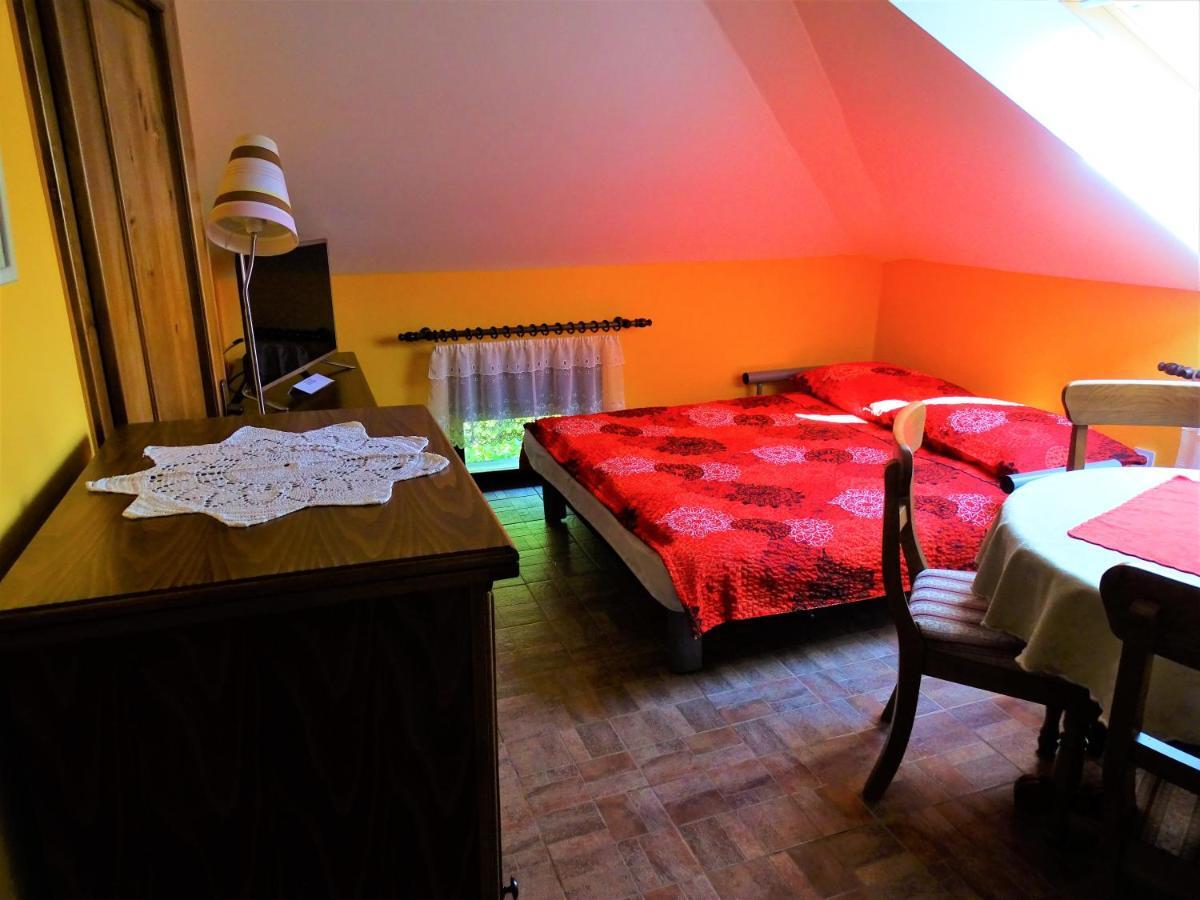 Apartmaji Pr-Gujlu Sela Nad Podmelcem 5220 Tolmin Podmelec Zewnętrze zdjęcie