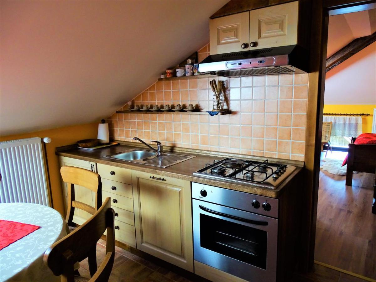 Apartmaji Pr-Gujlu Sela Nad Podmelcem 5220 Tolmin Podmelec Zewnętrze zdjęcie